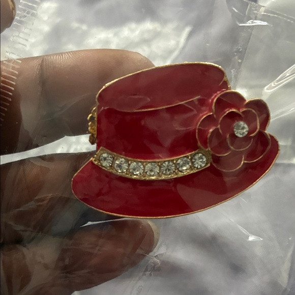 Hat Brooch - Pink, Red, Black, White pick 1 - Picture 2 of 6
